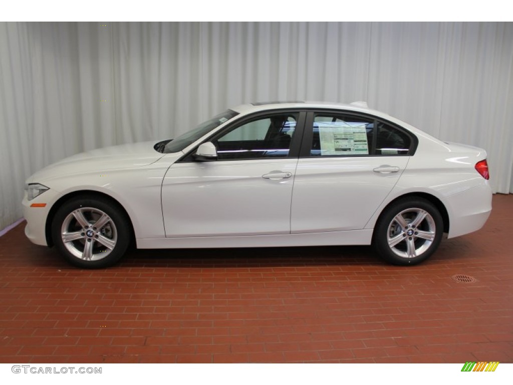 2013 3 Series 328i xDrive Sedan - Alpine White / Black photo #4