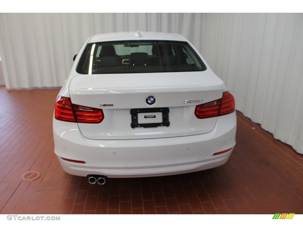 2013 3 Series 328i xDrive Sedan - Alpine White / Black photo #5