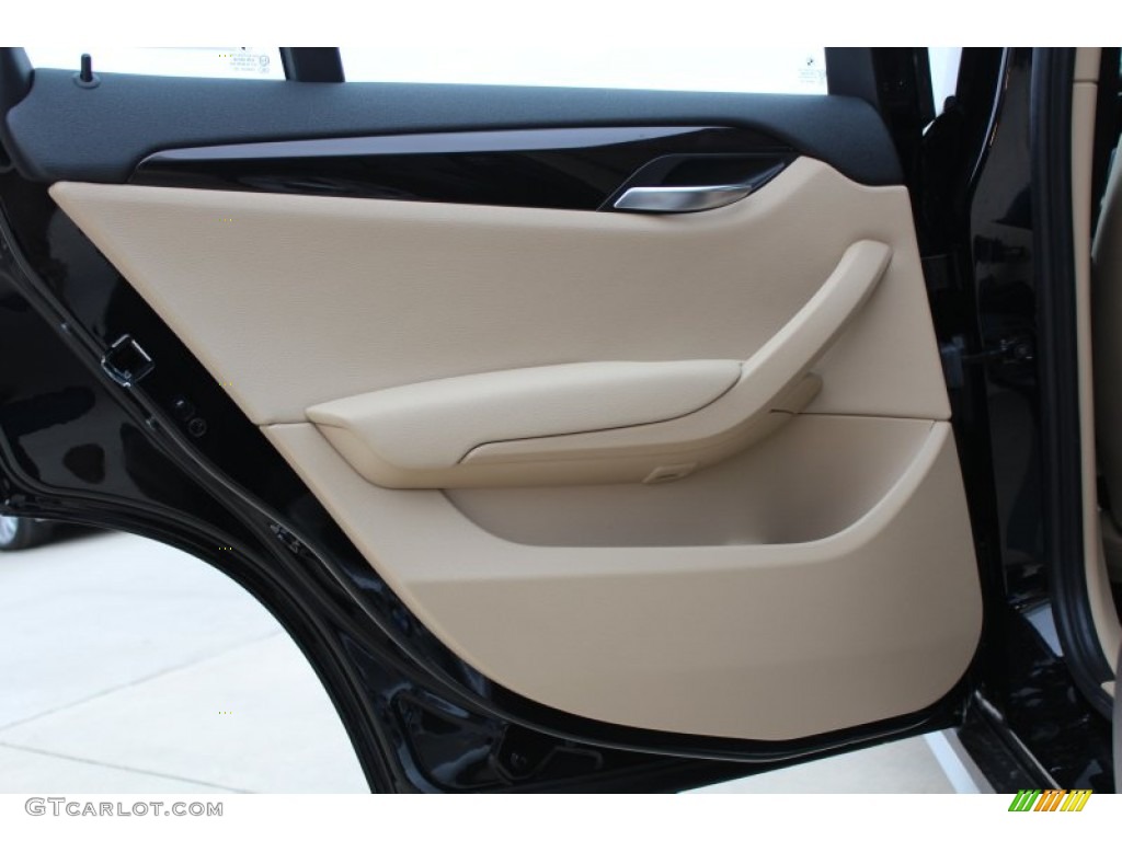 2013 X1 sDrive 28i - Jet Black / Beige photo #16