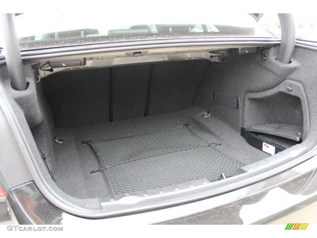 2013 BMW 3 Series 328i Sedan Trunk Photo #76437917
