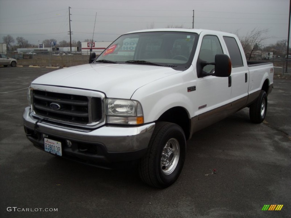 2003 F350 Super Duty Lariat Crew Cab 4x4 - Oxford White / Medium Parchment photo #1