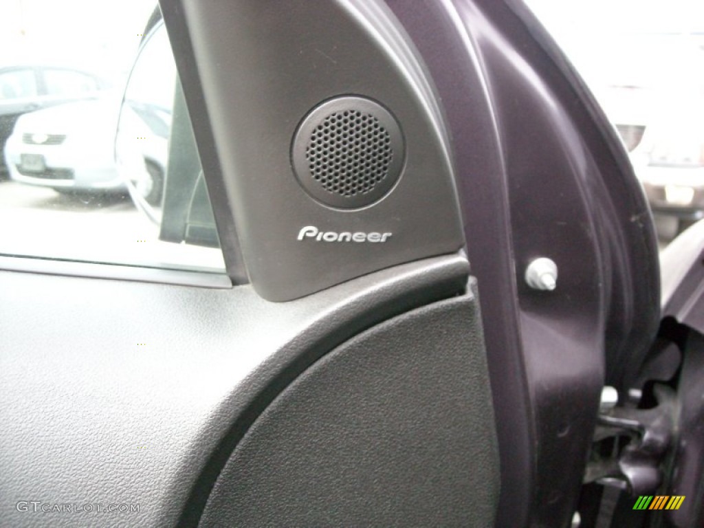 2006 Chevrolet Cobalt SS Coupe Audio System Photos