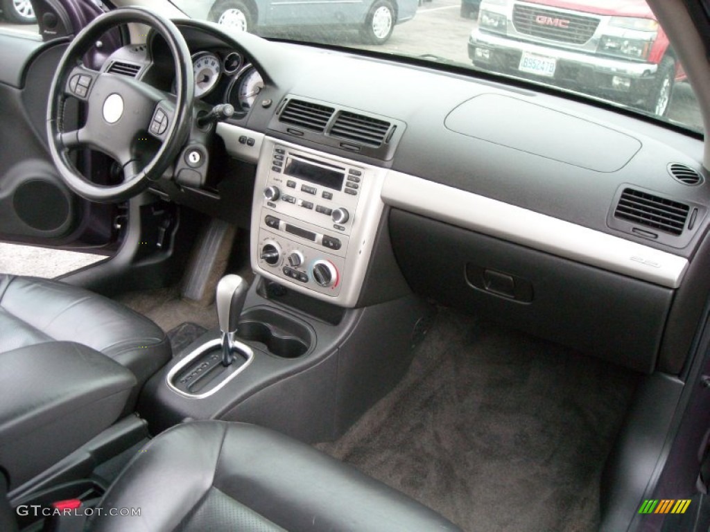 2006 Chevrolet Cobalt SS Coupe Ebony Dashboard Photo #76439183