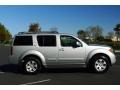 Silver Lightning Metallic - Pathfinder LE 4x4 Photo No. 3