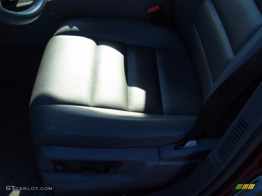 2008 Touareg 2 VR6 - Cranberry Red Metallic / Anthracite photo #14