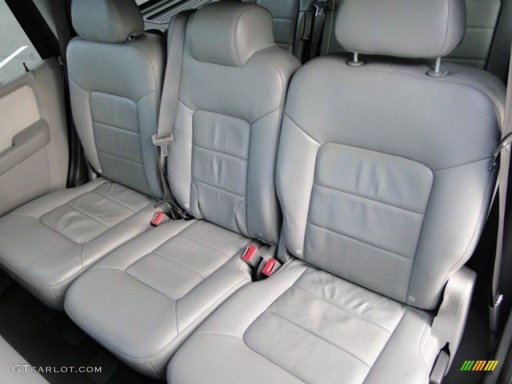 2006 Ford Expedition XLT 4x4 Rear Seat Photo #76445090