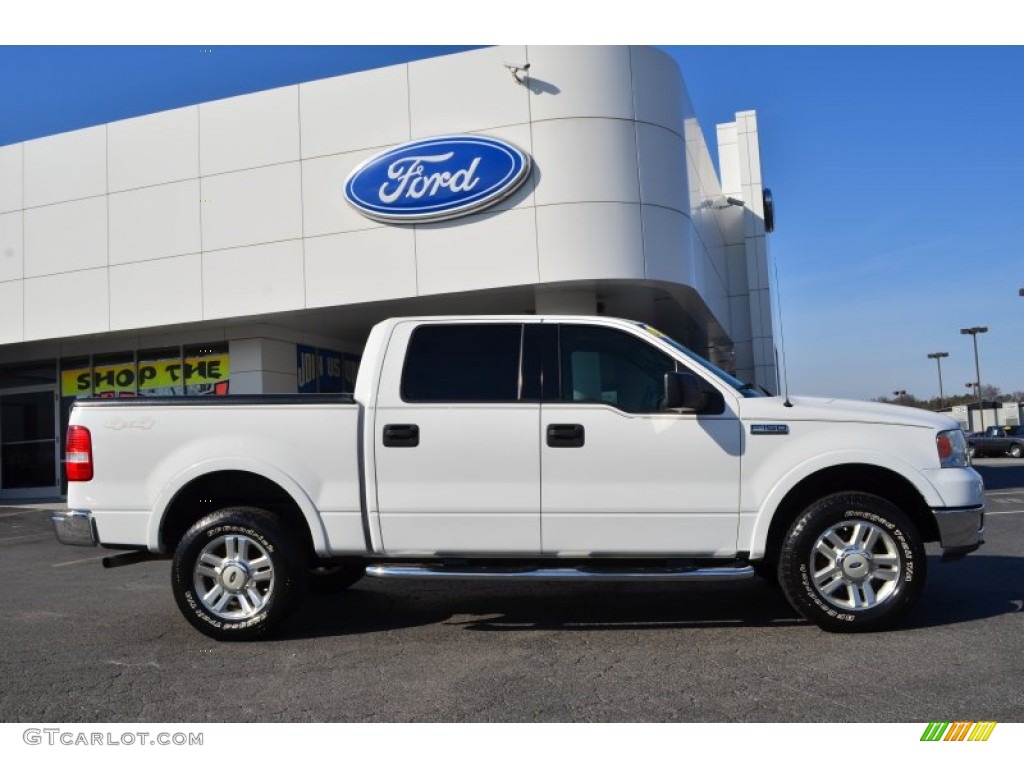 2004 F150 Lariat SuperCrew 4x4 - Oxford White / Tan photo #2