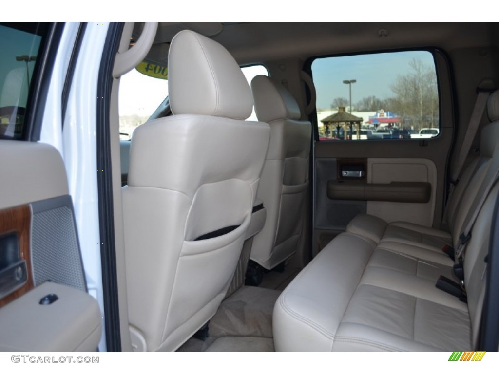 2004 F150 Lariat SuperCrew 4x4 - Oxford White / Tan photo #12