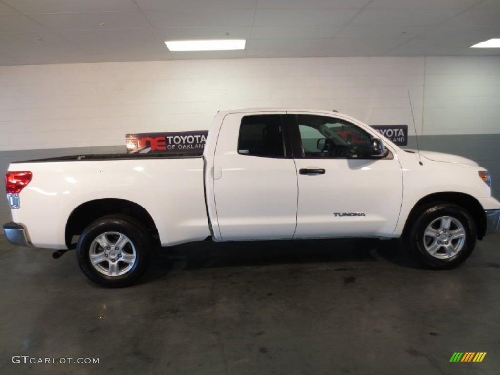 2011 Tundra Double Cab - Super White / Graphite Gray photo #6