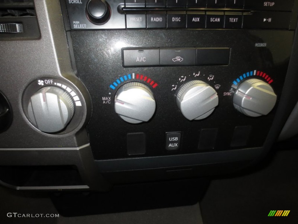2011 Tundra Double Cab - Super White / Graphite Gray photo #28