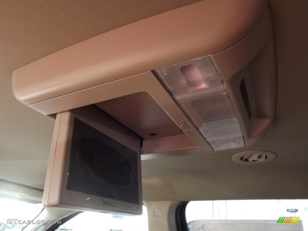 2013 Chevrolet Traverse LT Entertainment System Photo #76451543