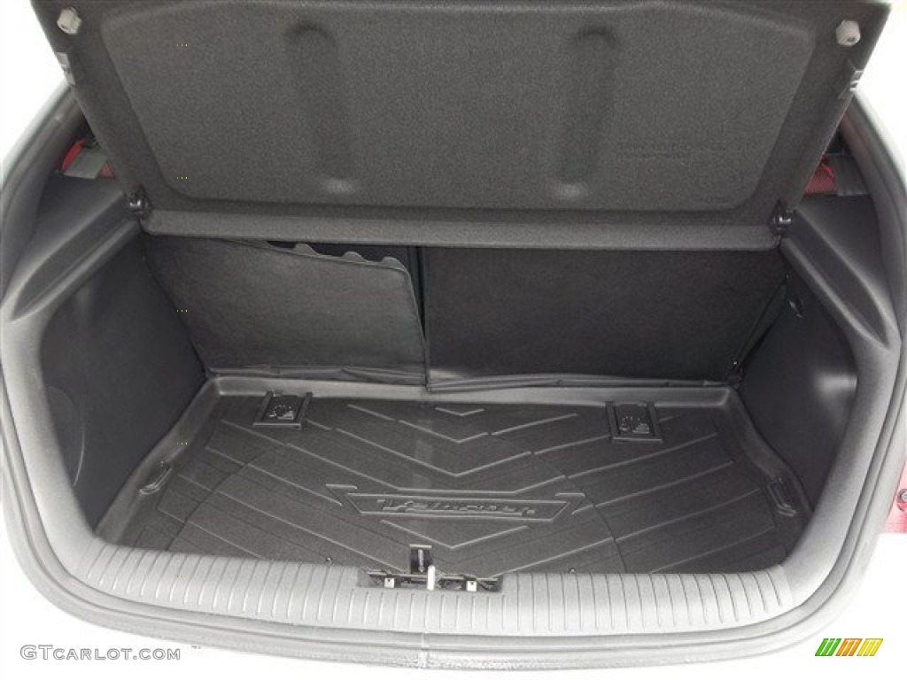2012 Hyundai Veloster Standard Veloster Model Trunk Photo #76454502