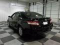 Black - Camry LE Photo No. 5