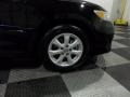 Black - Camry LE Photo No. 8