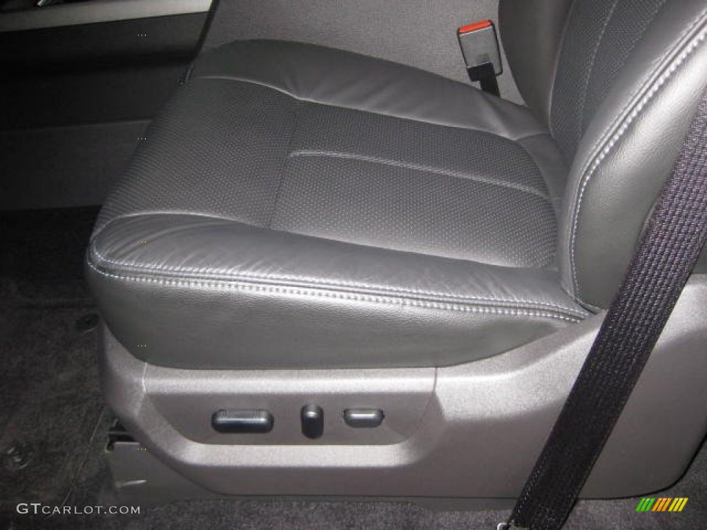 2013 F350 Super Duty Lariat Crew Cab 4x4 - Kodiak Brown Metallic / Black photo #13