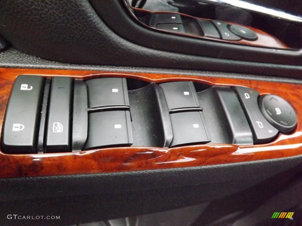 2011 Tahoe LT - Black / Ebony photo #17
