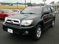 Black - 4Runner SR5 Photo No. 7