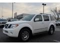 Avalanche White - Pathfinder LE Photo No. 6