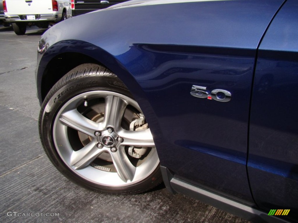 2011 Mustang GT Premium Coupe - Kona Blue Metallic / Charcoal Black photo #27