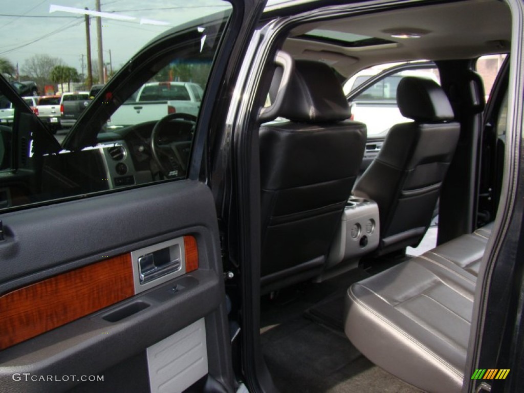 2010 F150 Lariat SuperCrew - Tuxedo Black / Black photo #13