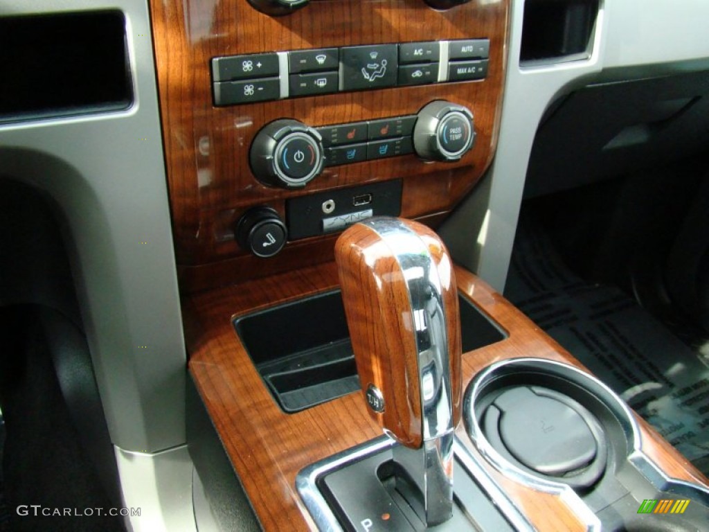 2010 F150 Lariat SuperCrew - Tuxedo Black / Black photo #19