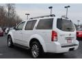 Avalanche White - Pathfinder LE Photo No. 47