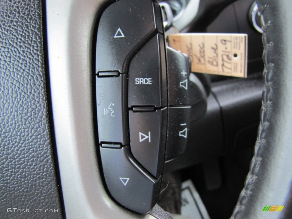 2007 GMC Sierra 1500 SLE Crew Cab 4x4 Controls Photo #76463093