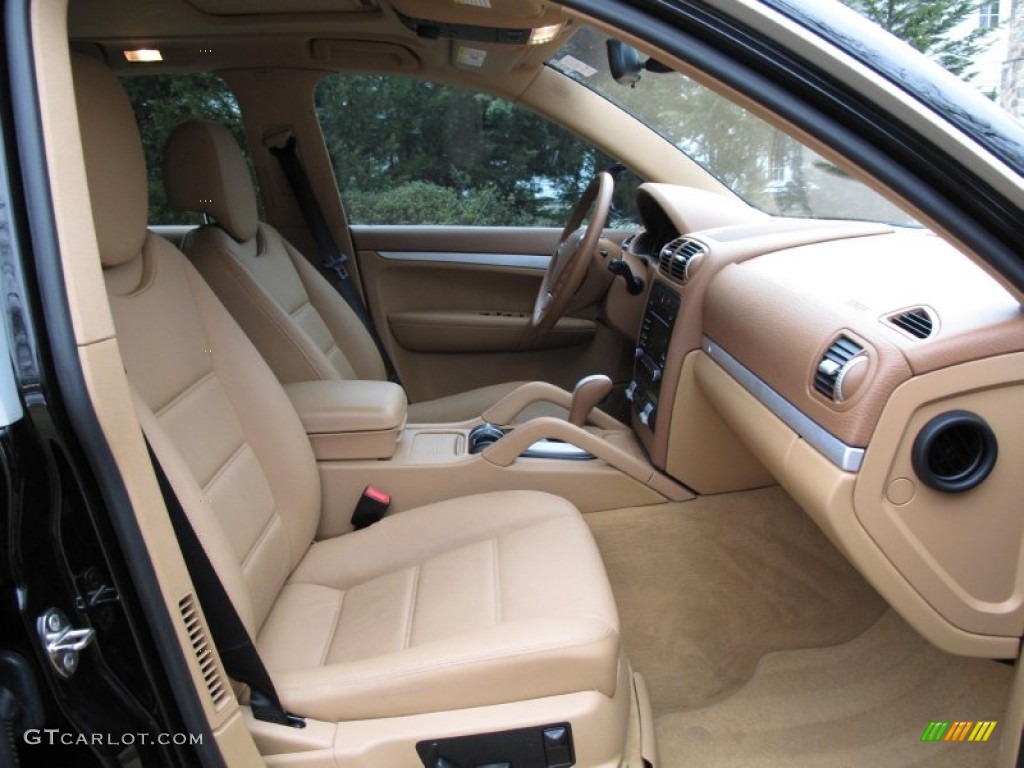 Havanna/Sand Beige Interior 2010 Porsche Cayenne Tiptronic Photo #76463260