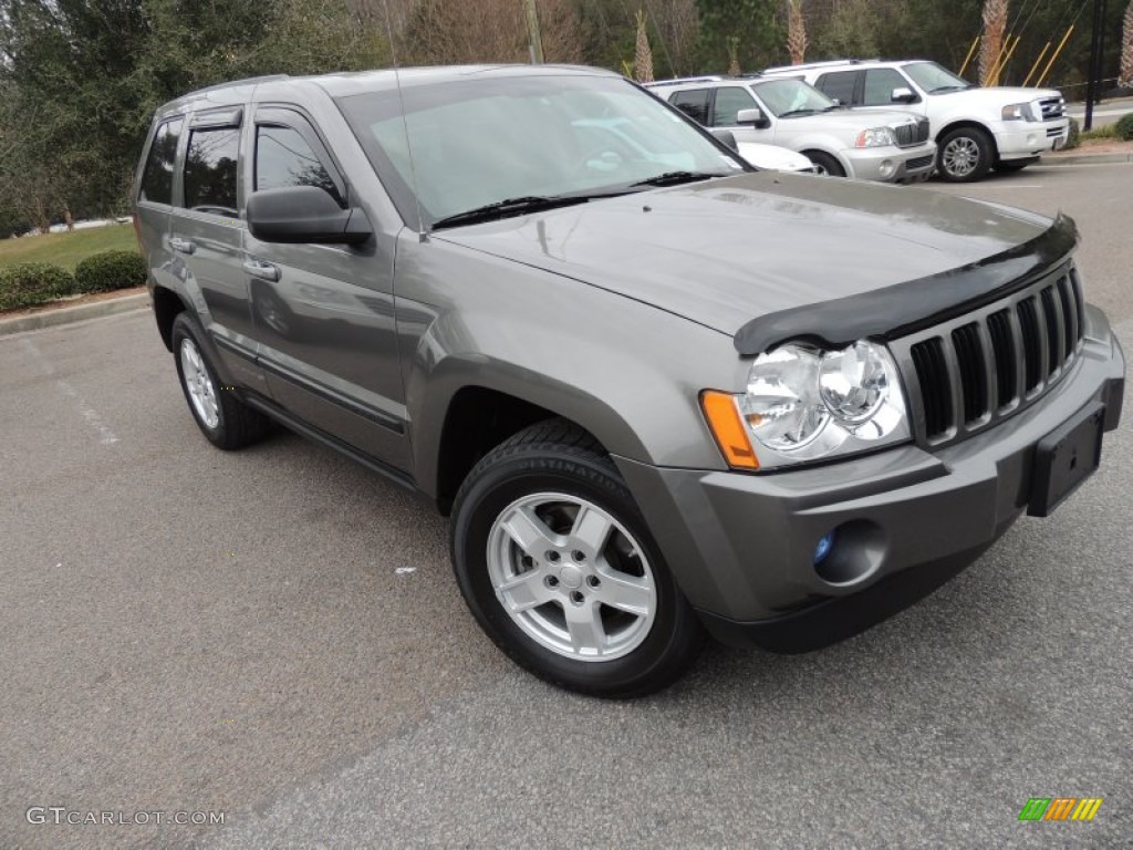 2007 Jeep Grand Cherokee Laredo Exterior Photos