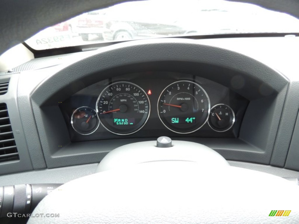 2007 Jeep Grand Cherokee Laredo Gauges Photos