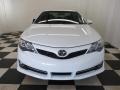 Super White - Camry SE Photo No. 2