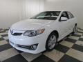 Super White - Camry SE Photo No. 3