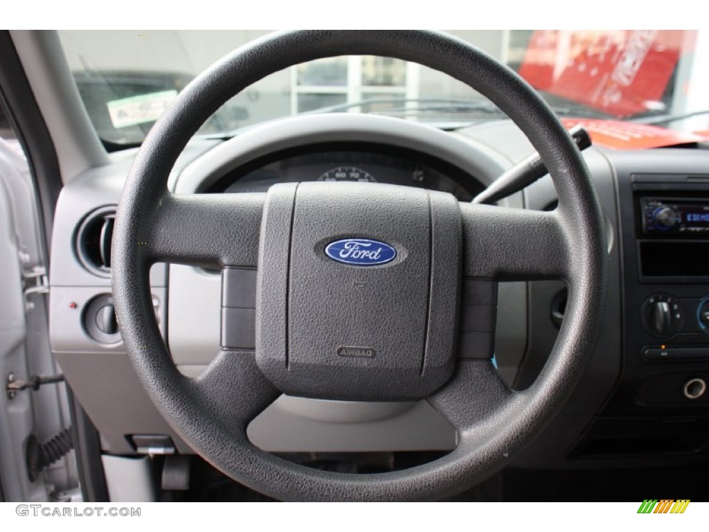 2005 Ford F150 XL Regular Cab Medium Flint Grey Steering Wheel Photo #76468866