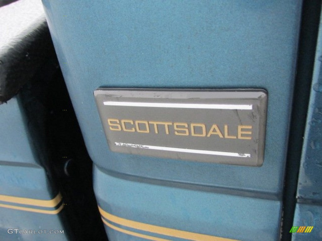 1990 Chevrolet C/K C1500 Scottsdale  Regular Cab Marks and Logos Photo #76470593