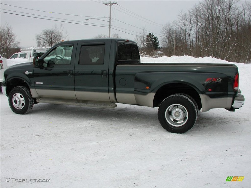 2005 F350 Super Duty King Ranch Crew Cab 4x4 - Dark Green Satin Metallic / Castano Leather photo #5