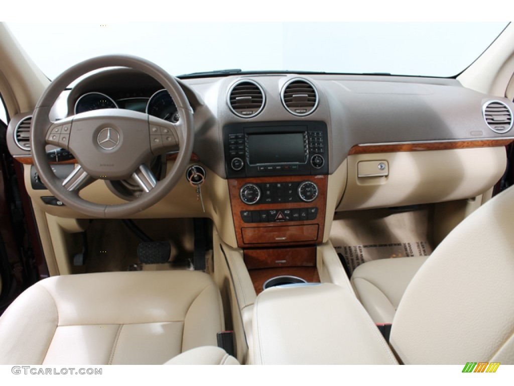 2008 Mercedes-Benz GL 450 4Matic Macadamia Dashboard Photo #76475450