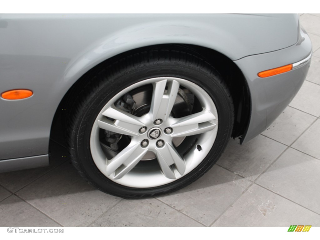 2008 Jaguar S-Type 4.2 Wheel Photos
