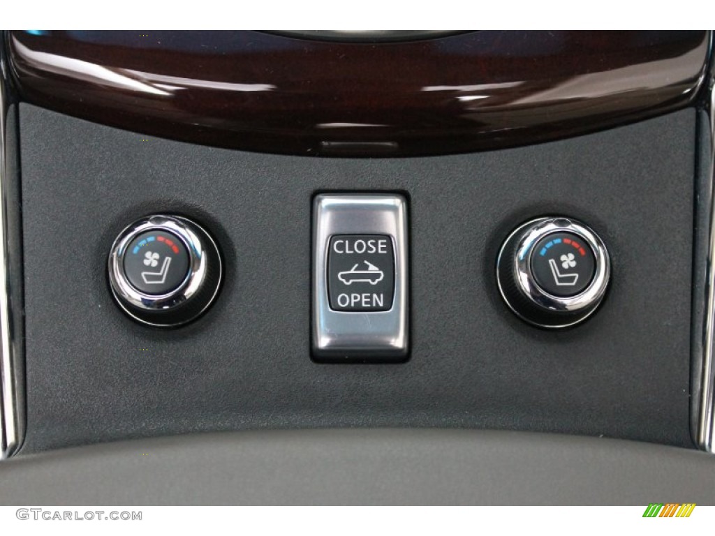 2010 Infiniti G 37 Convertible Controls Photo #76476611