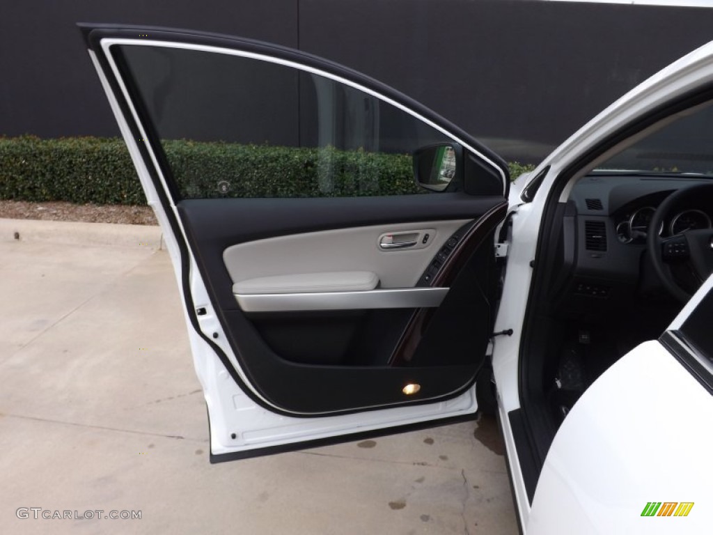 2013 Mazda CX-9 Grand Touring Sand Door Panel Photo #76481857