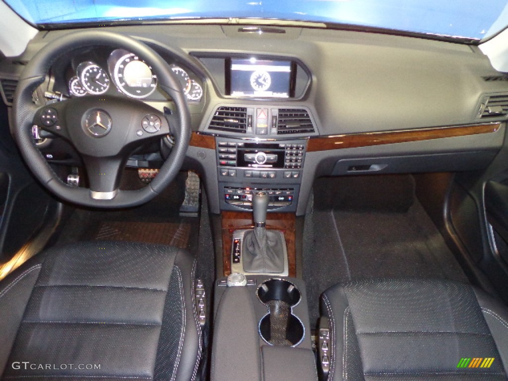 2011 E 550 Coupe - designo Mystic Blue / Black photo #21