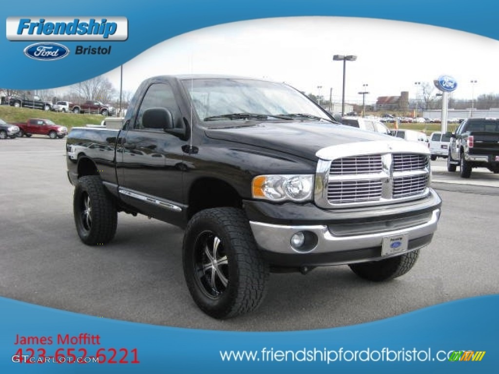 2004 Ram 1500 SLT Regular Cab 4x4 - Black / Dark Slate Gray photo #5