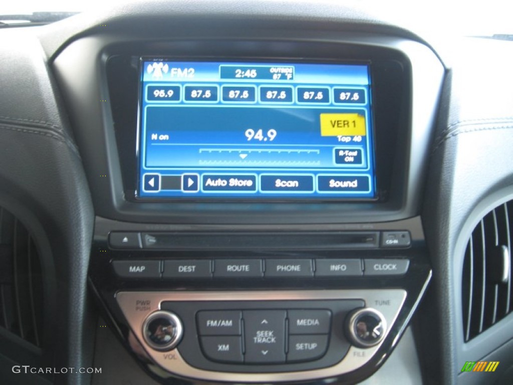 2013 Hyundai Genesis Coupe 3.8 Grand Touring Audio System Photos
