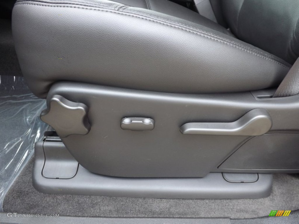 2013 Sierra 1500 SLE Crew Cab - Steel Gray Metallic / Ebony photo #30