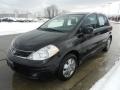 Super Black - Versa 1.8 S Hatchback Photo No. 7
