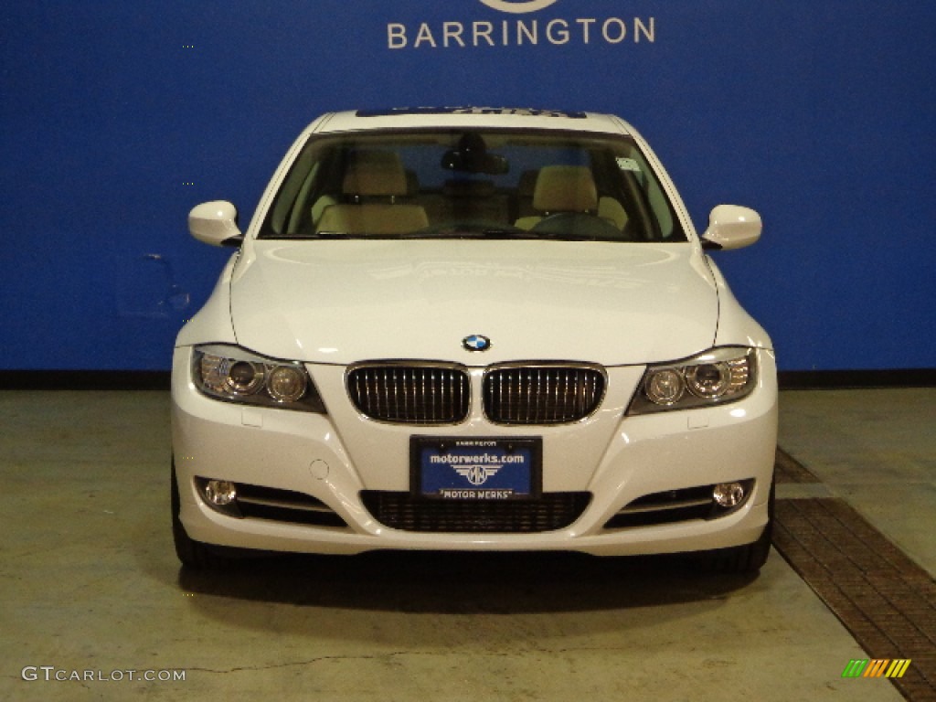 2010 3 Series 335i xDrive Sedan - Alpine White / Oyster/Black Dakota Leather photo #2