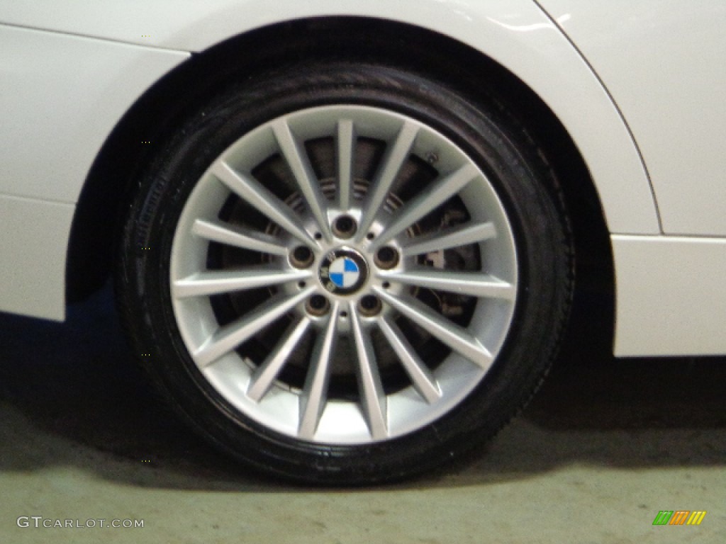 2010 3 Series 335i xDrive Sedan - Alpine White / Oyster/Black Dakota Leather photo #12