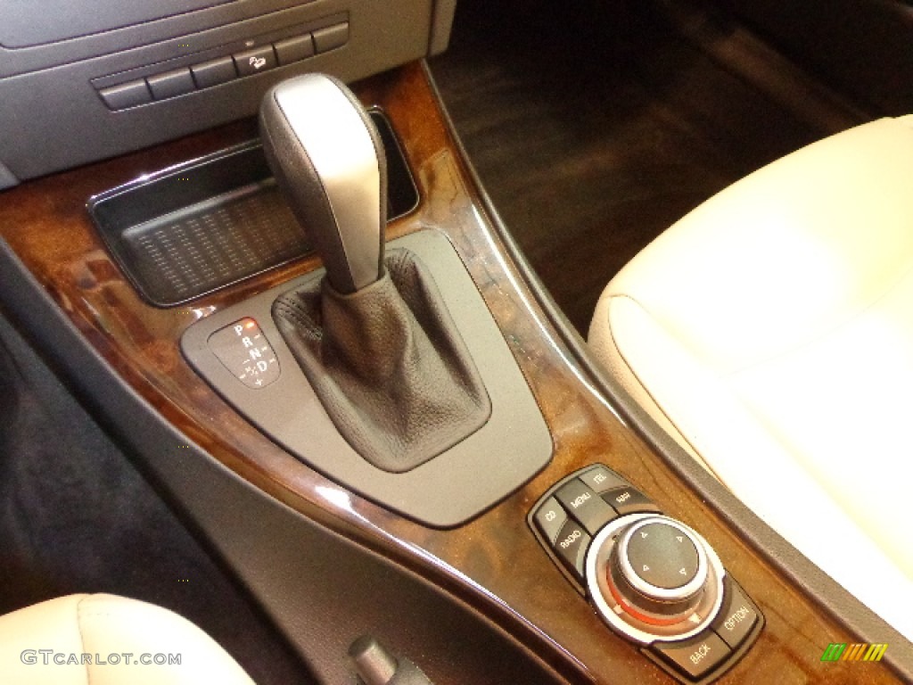 2010 3 Series 335i xDrive Sedan - Alpine White / Oyster/Black Dakota Leather photo #20