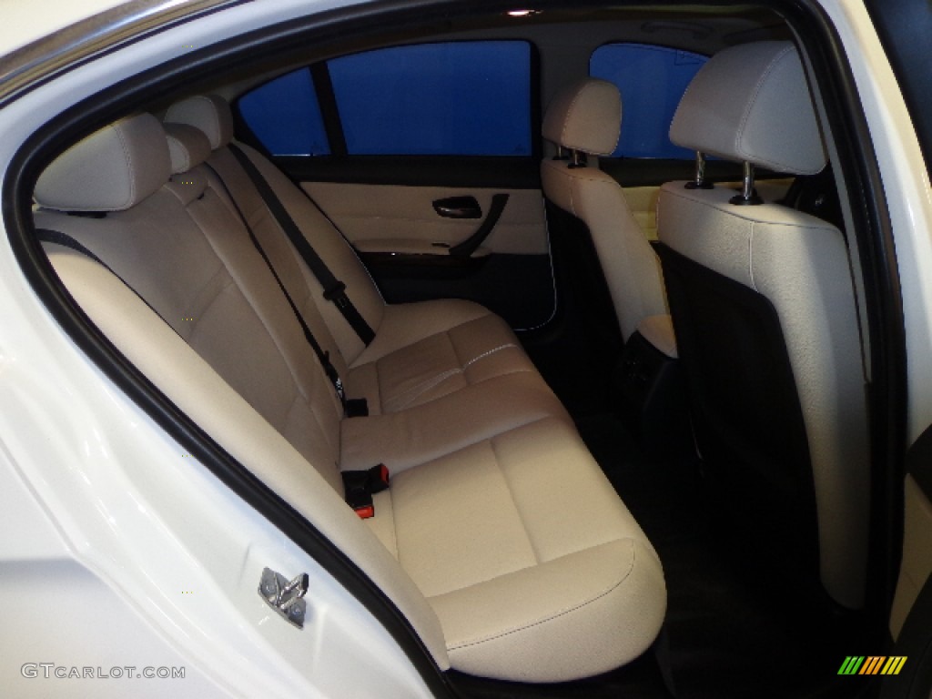 2010 3 Series 335i xDrive Sedan - Alpine White / Oyster/Black Dakota Leather photo #30