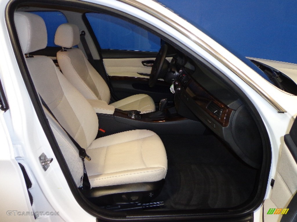 2010 3 Series 335i xDrive Sedan - Alpine White / Oyster/Black Dakota Leather photo #31