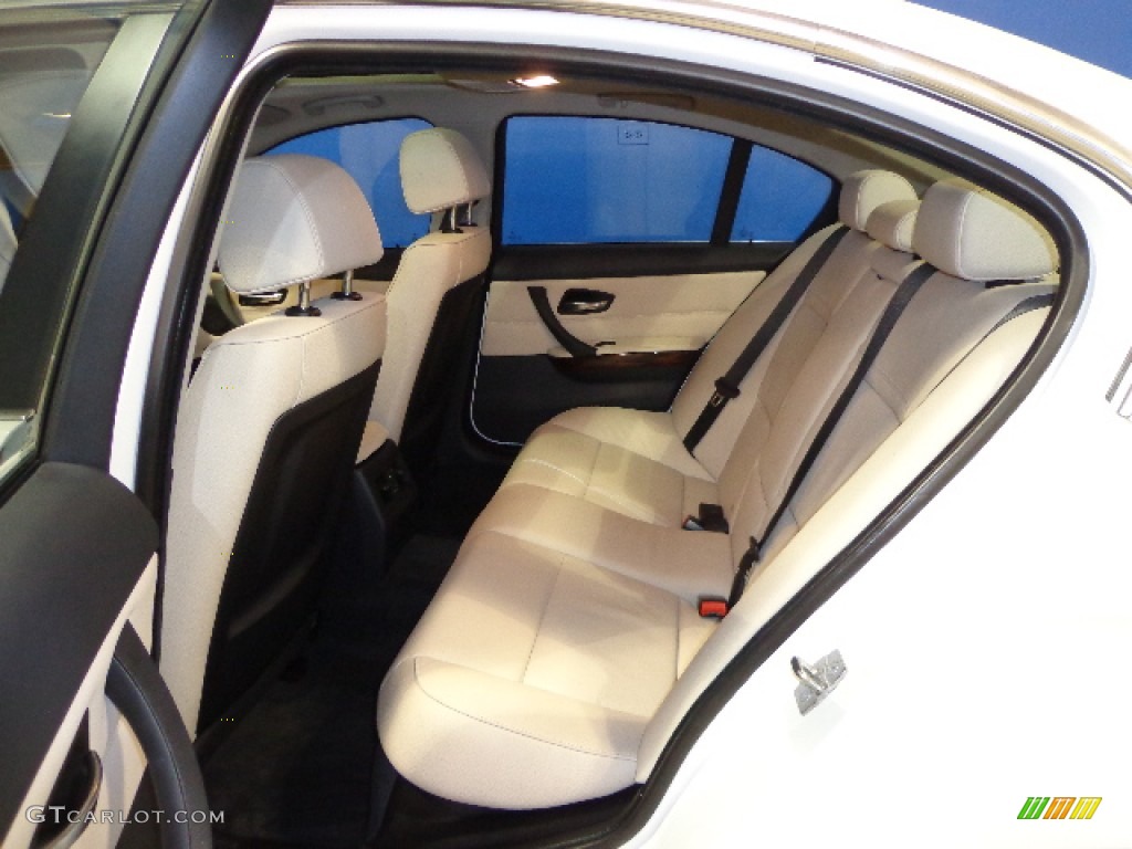 2010 3 Series 335i xDrive Sedan - Alpine White / Oyster/Black Dakota Leather photo #36